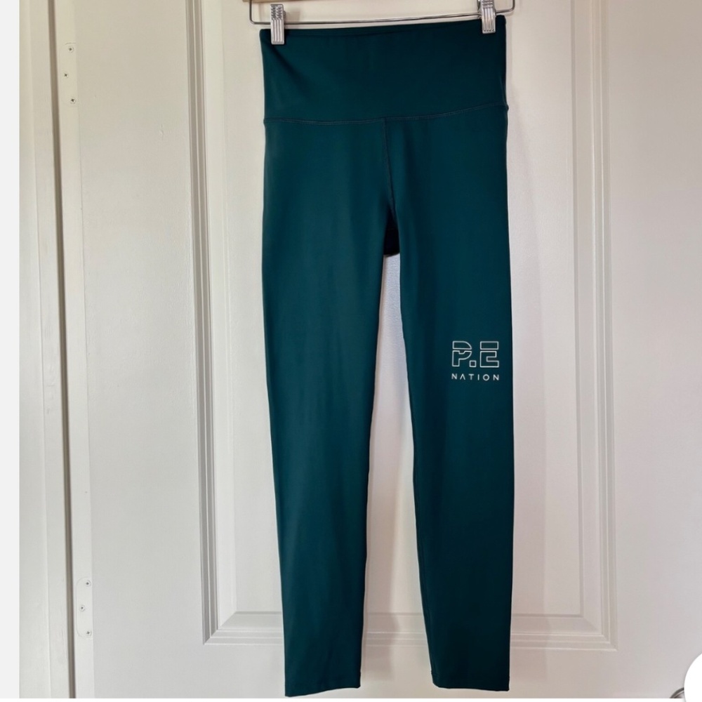 P.E Nation Logo High Rise 7/8 Leggings Green Size Medium NWT